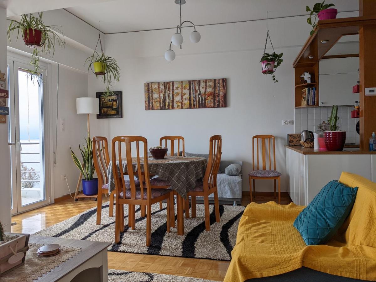 Luxurious Sea View Apartment Пирей Экстерьер фото